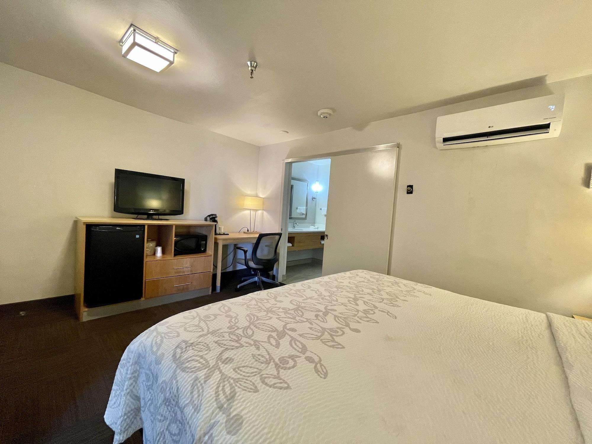 Red Roof Inn Plus & Suites Tampa Zewnętrze zdjęcie
