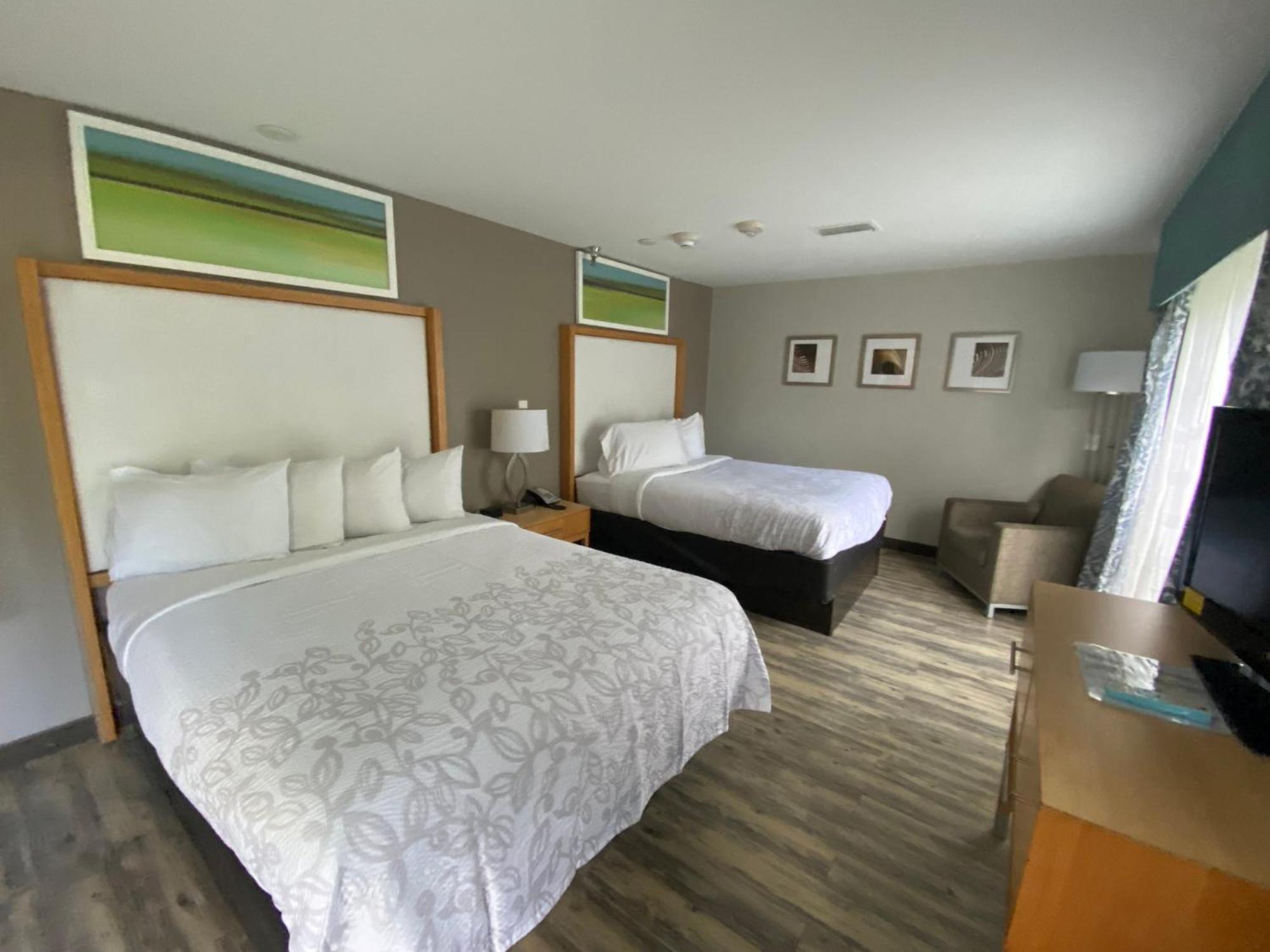 Red Roof Inn Plus & Suites Tampa Zewnętrze zdjęcie