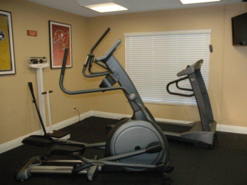 Red Roof Inn Plus & Suites Tampa Zewnętrze zdjęcie