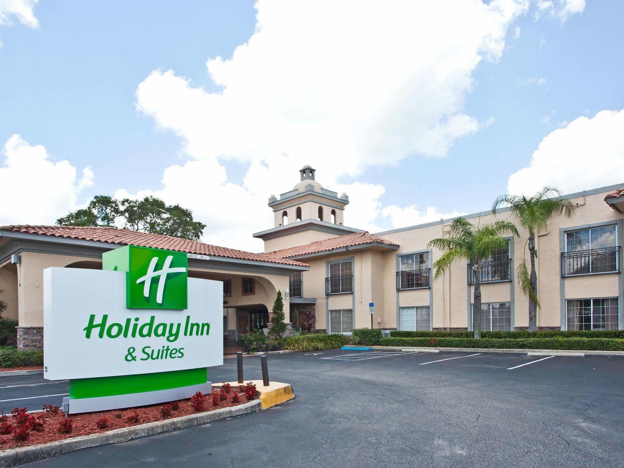 Red Roof Inn Plus & Suites Tampa Zewnętrze zdjęcie